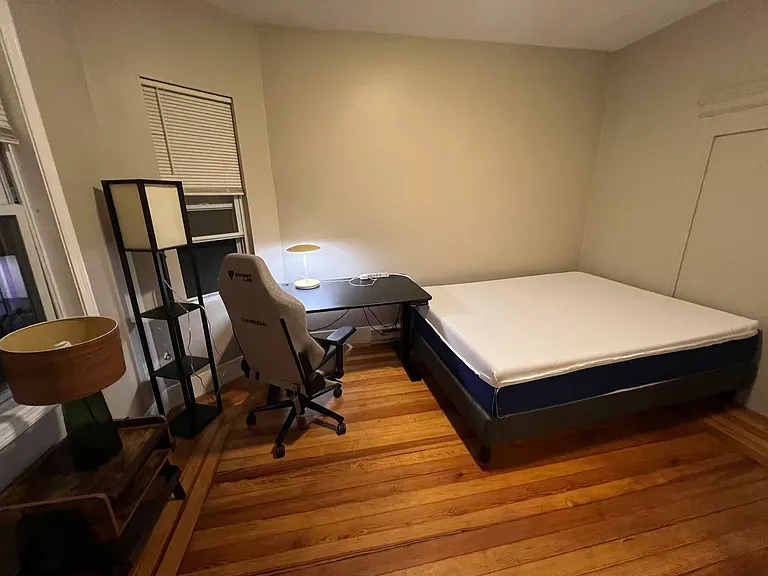 4 Athol St #2 — Photo 3