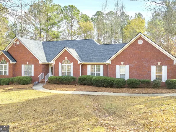 114 River Blf, Hoschton, GA 30548