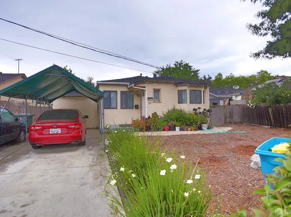 2377 Poplar Ave, East Palo Alto, CA 94303