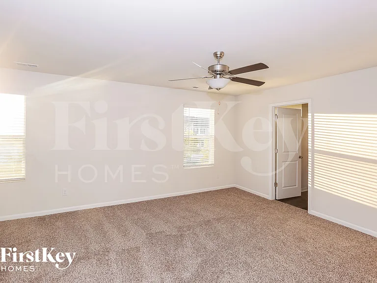 10717 Rivergate Dr NW — Photo 8