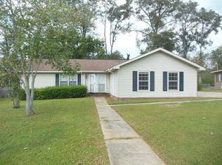 1404 Eastwood Dr, Dothan, AL 36301