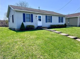 2412 8th St NE, Canton, OH 44704
