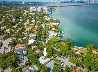 4455 N Bay Rd, Miami Beach, FL 33140