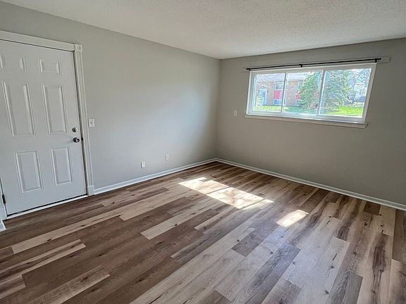 4th image of 3520 Heatherton Dr APT 1