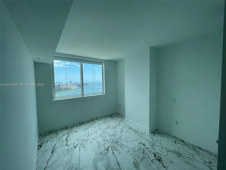 253 NE 2nd St #2409 — Photo 20