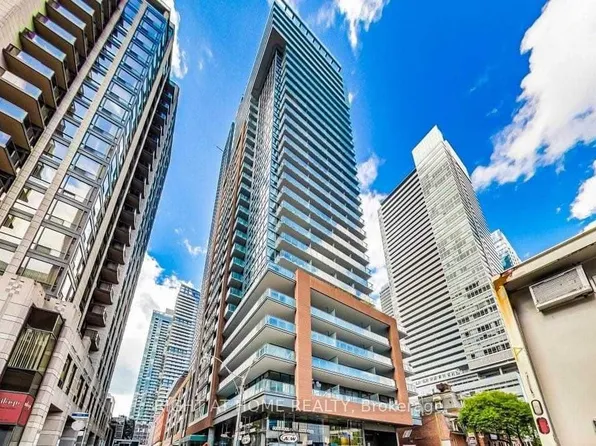 8 Mercer St, Toronto, ON