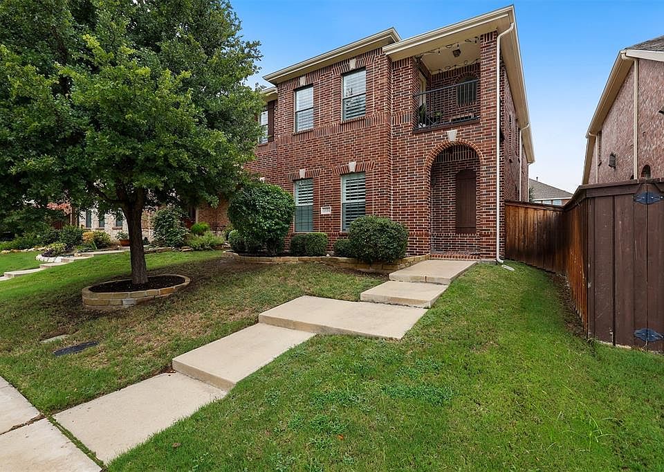 1st image of 1556 Barksdale Dr