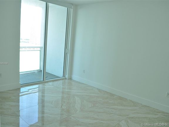 4th image of 950 Brickell Bay Dr APT 1203