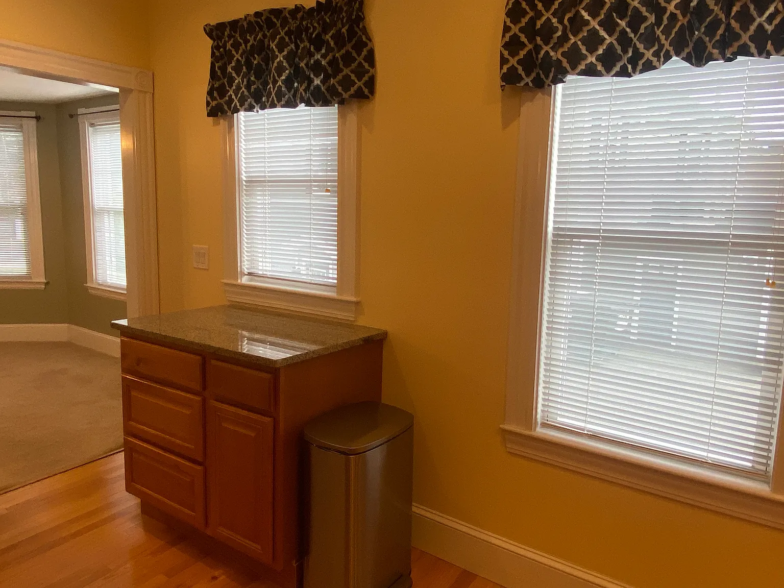 1 bed, $2,000 — Photo 4