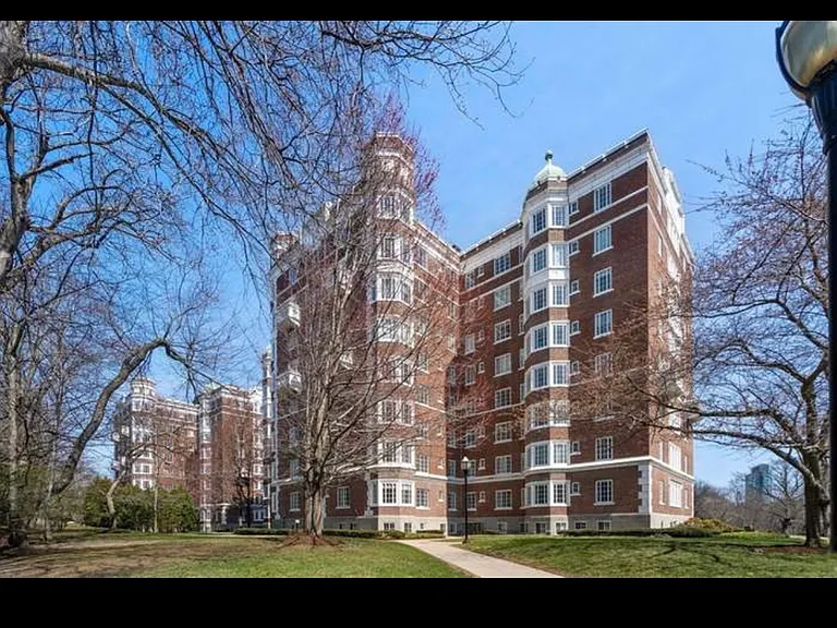 19 Chapel St #B803 — Photo 18