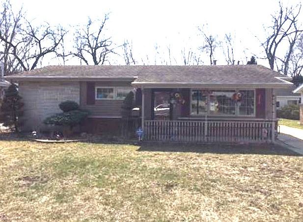 1st image of 665 River Dr