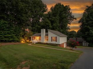 2201 Blue Stone Ln, Winston Salem, NC 27107