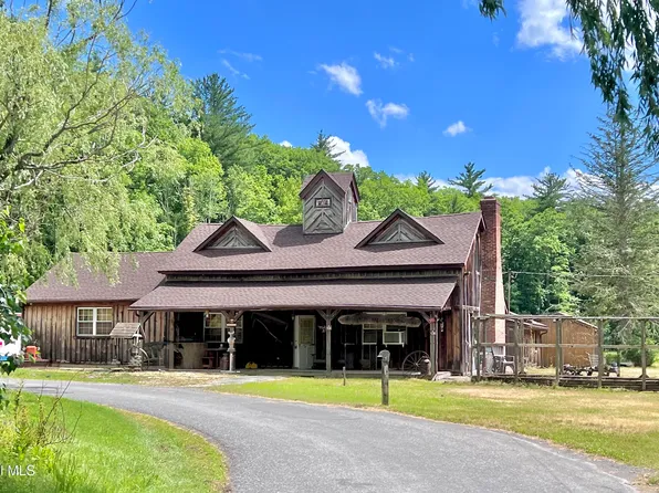 138 Vienna Woods Road, Purling, NY 12473