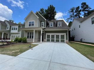 556 Avondale Hills Dr, Decatur, GA 30032