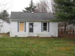 2065 Carleton West Rd, Carleton, MI 48117