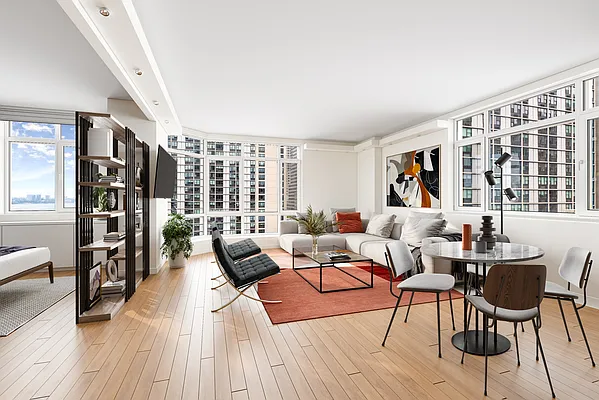 Rented by Compass | media 12