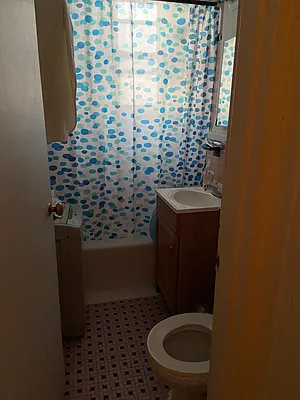 Sold by Maximillion Realty, Inc. | media 14