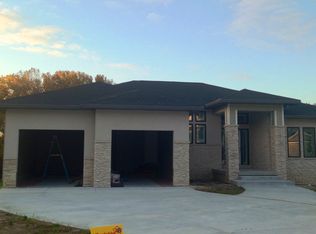 6330 Pomodoro Ct, Lincoln, NE 68516