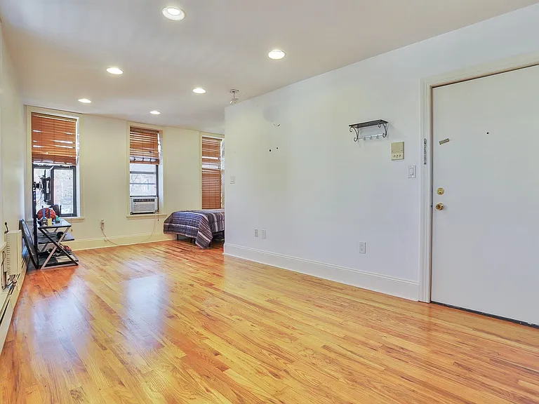 197 Newark Ave #1 — Photo 8