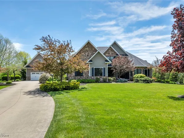 2955 Sutton Ln, Medina, OH 44256