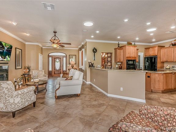 3rd image of 2885 N Brentwood Cir