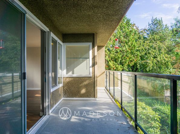 6736 24th Ave NW APT 101