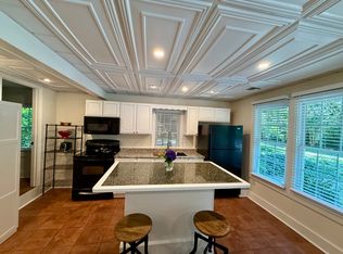 550 E Main Rd #A, Middletown, RI 02842