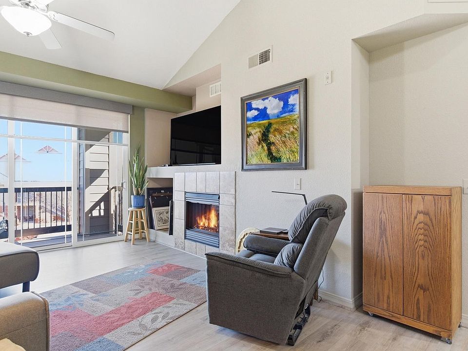 1st image of 2133 Krisron Rd #E302