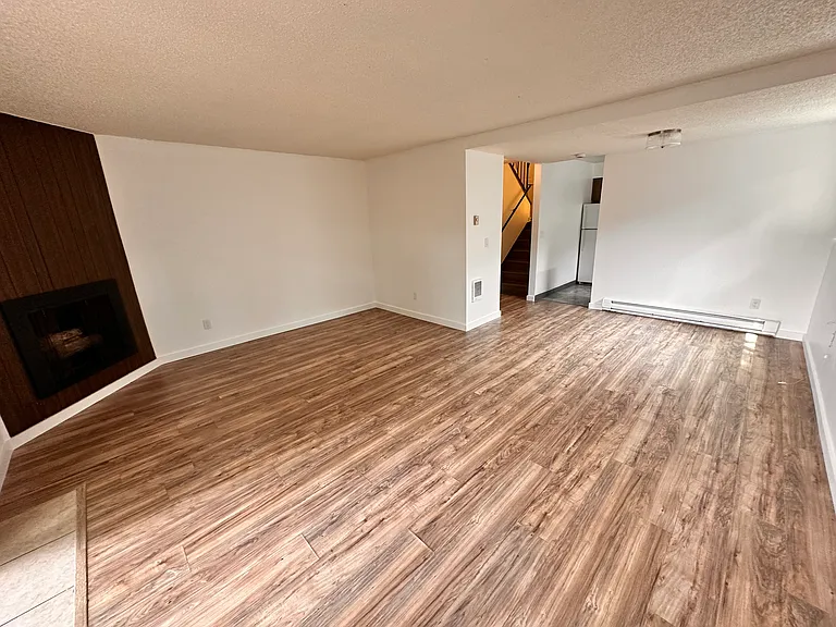 9984 SW Garrett St — Photo 2