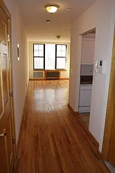 Rented by Robyn Lee, LREB