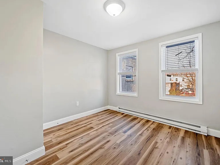 2131 E Clearfield St — Photo 10