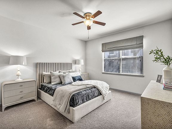 Two Bedroom - with faux wood blinds and ceiling fan