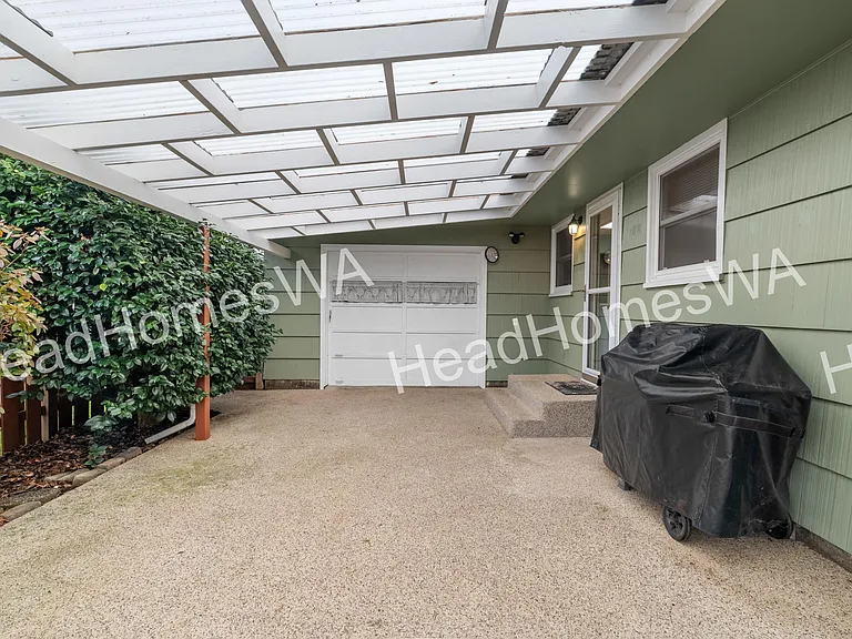 603 Turner St NE — Photo 16