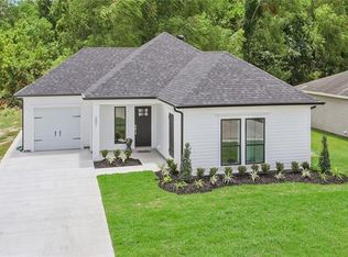 201 Allie Ln, Luling, LA 70070