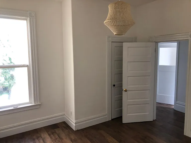 3509 Mission St — Photo 10