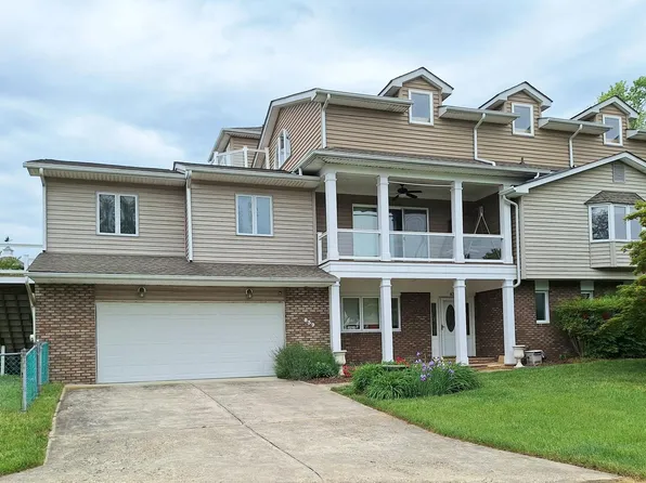 839 Shore Dr, Edgewater, MD 21037