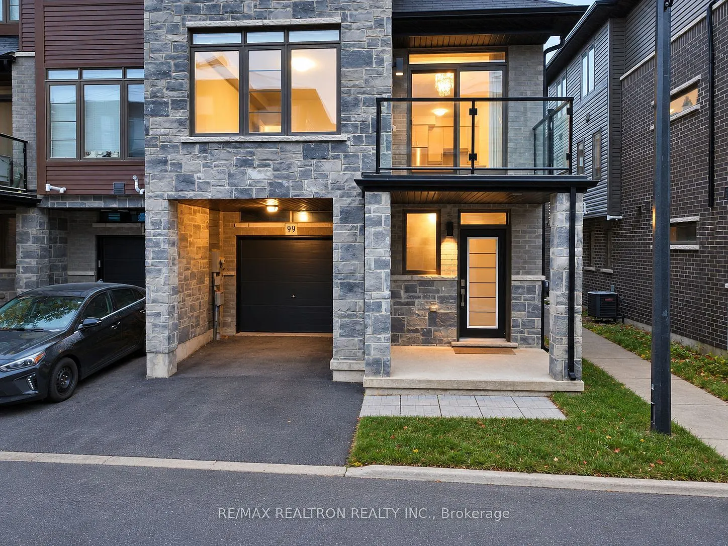 3 bed, $2,825 — Photo 3