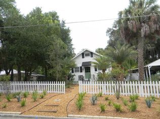 321 E 10th Ave, Mount Dora, FL 32757