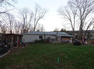 1 Lombard St, Billerica, MA 01821