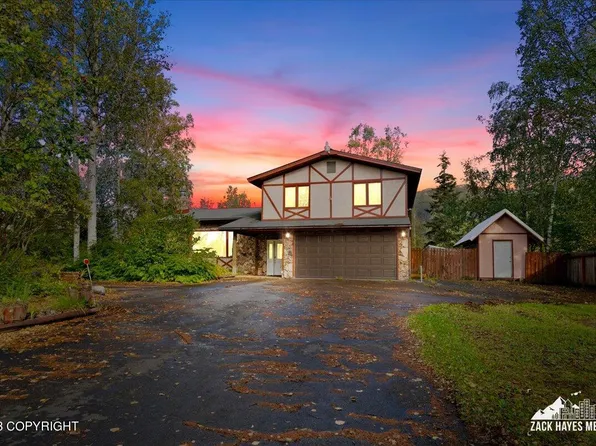 14543 Terrace Ln, Eagle River, AK 99577