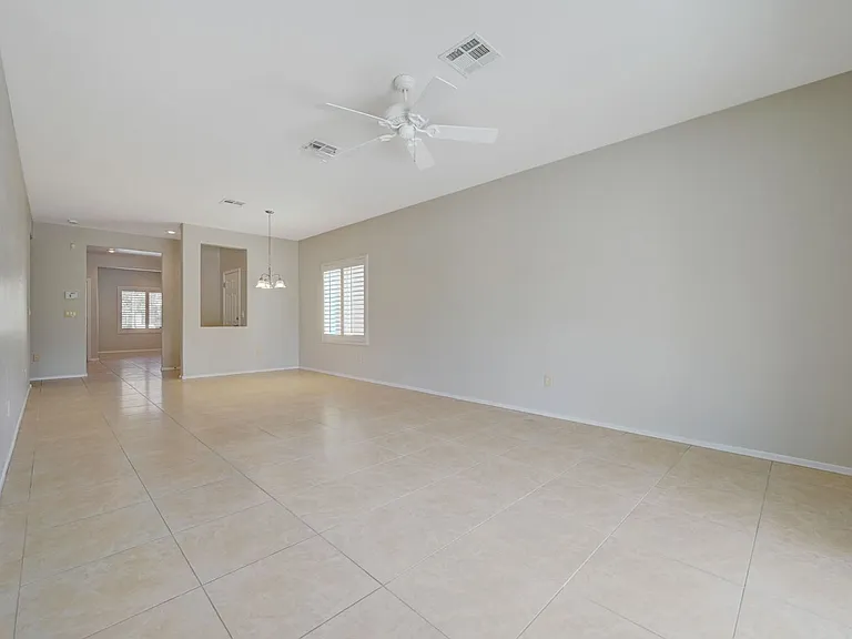 7925 Fantail Dr — Photo 7