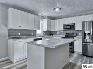 2825 N 200th Ave, Elkhorn, NE 68022