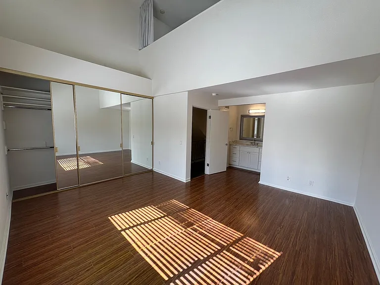 27 Outrigger St #2 — Photo 13
