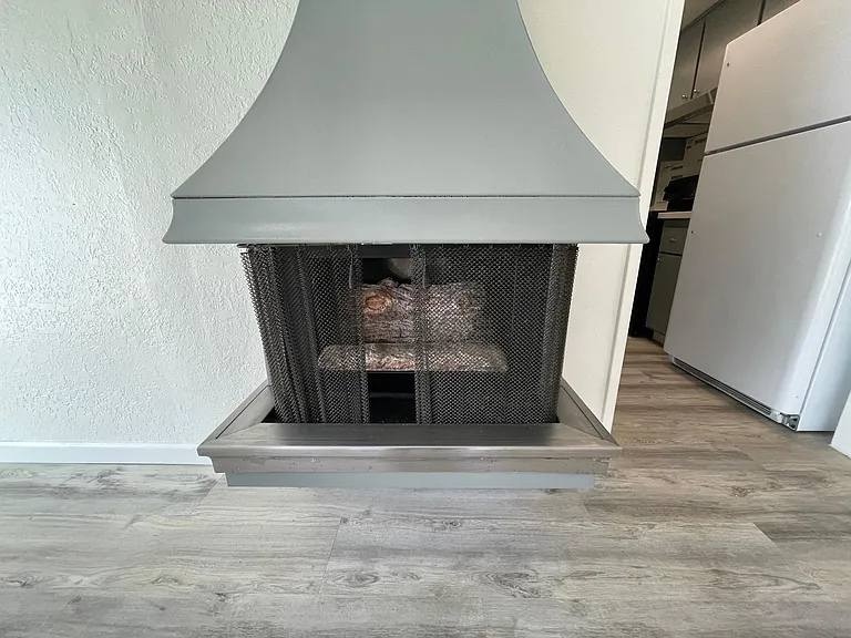 1362 E Oak Ave — Photo 6