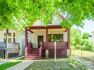 7823 S Muskegon Ave, Chicago, IL 60649