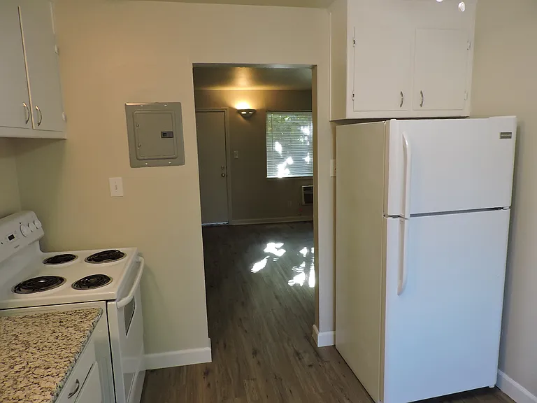 2321 Q St #5 — Photo 6