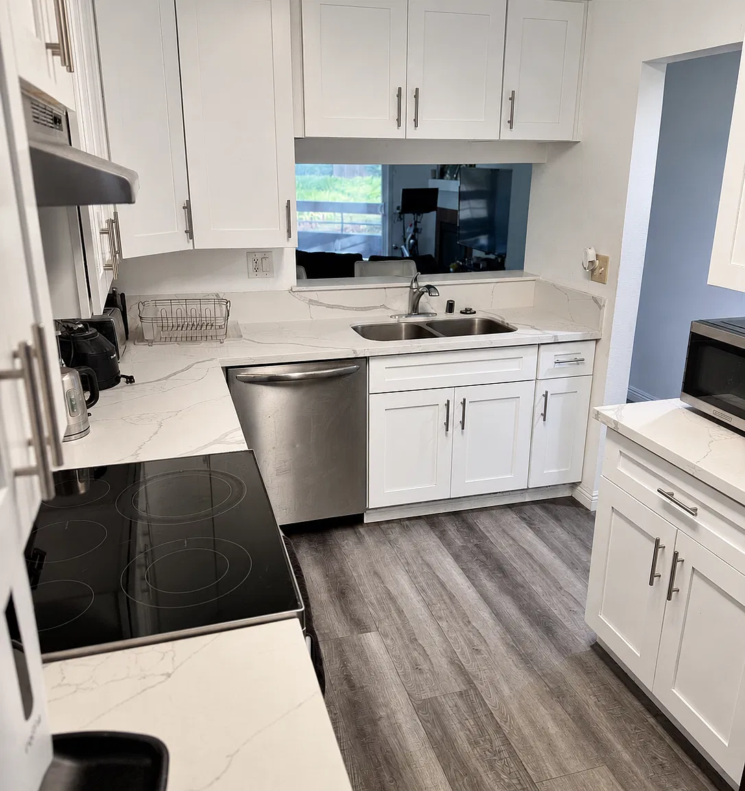 2 bed, 1200 sqft, $3,200 — Photo 1