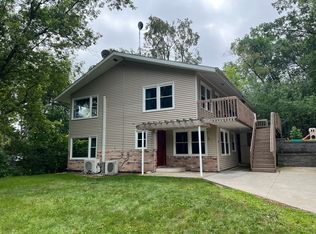 2416 5th St SW UNIT A, Rochester, MN 55902