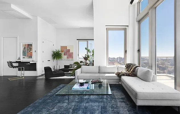 Rented by Compass | media 47