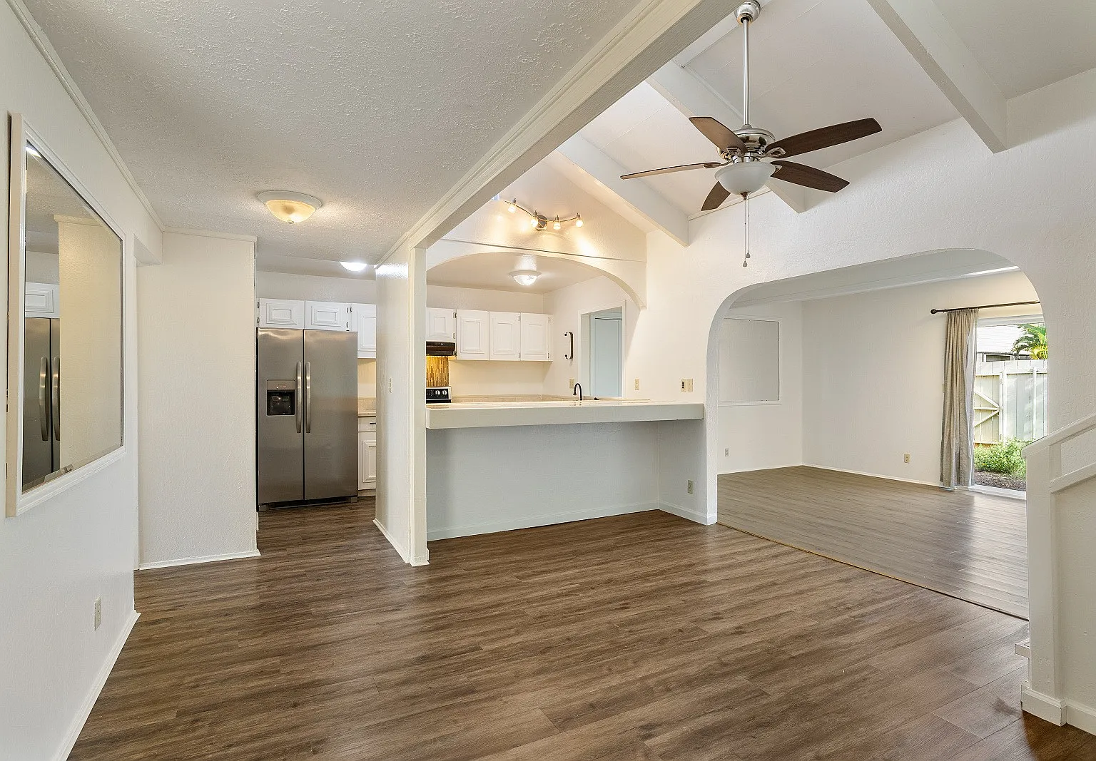 2-Bedroom / 1-Bath Condo + Loft. 2 Parking Stalls. Water Included. — Photo 3